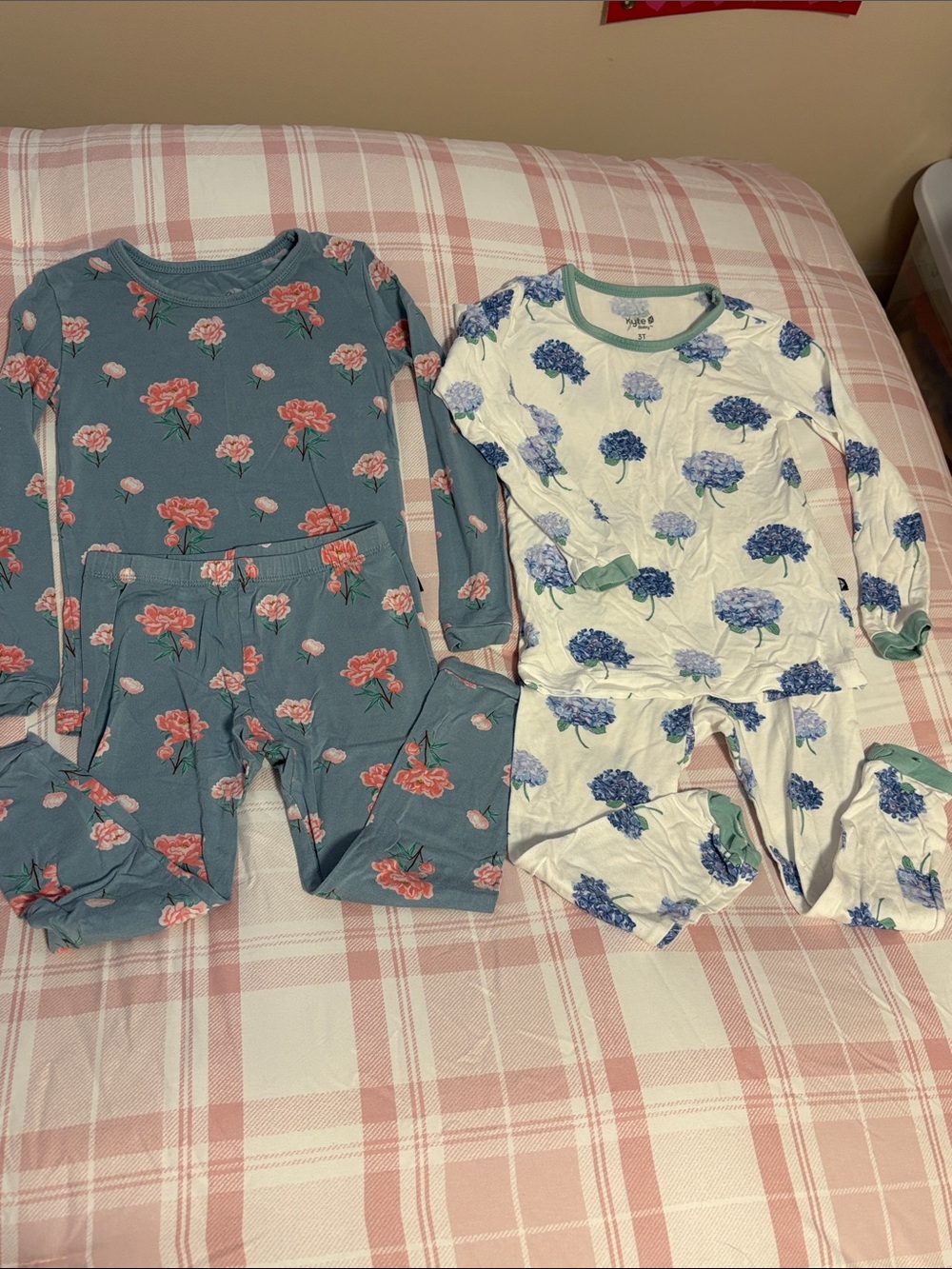 Kyte BABY Girls Floral Sleep pajama sets - poppy and hydrangea